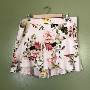 Ashley Stewart Floral Print Shorts NWT